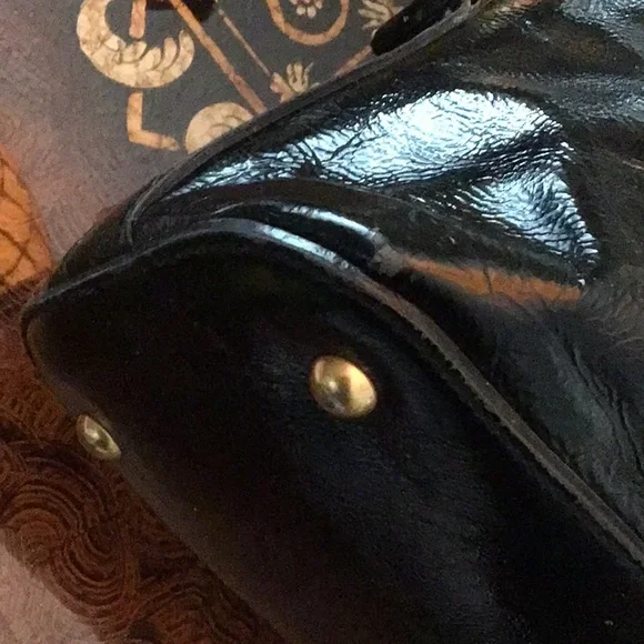 YSL Saint Laurent Muse Black Leather Shoulder Bag w/ COA & Key - Picture 8 of 16